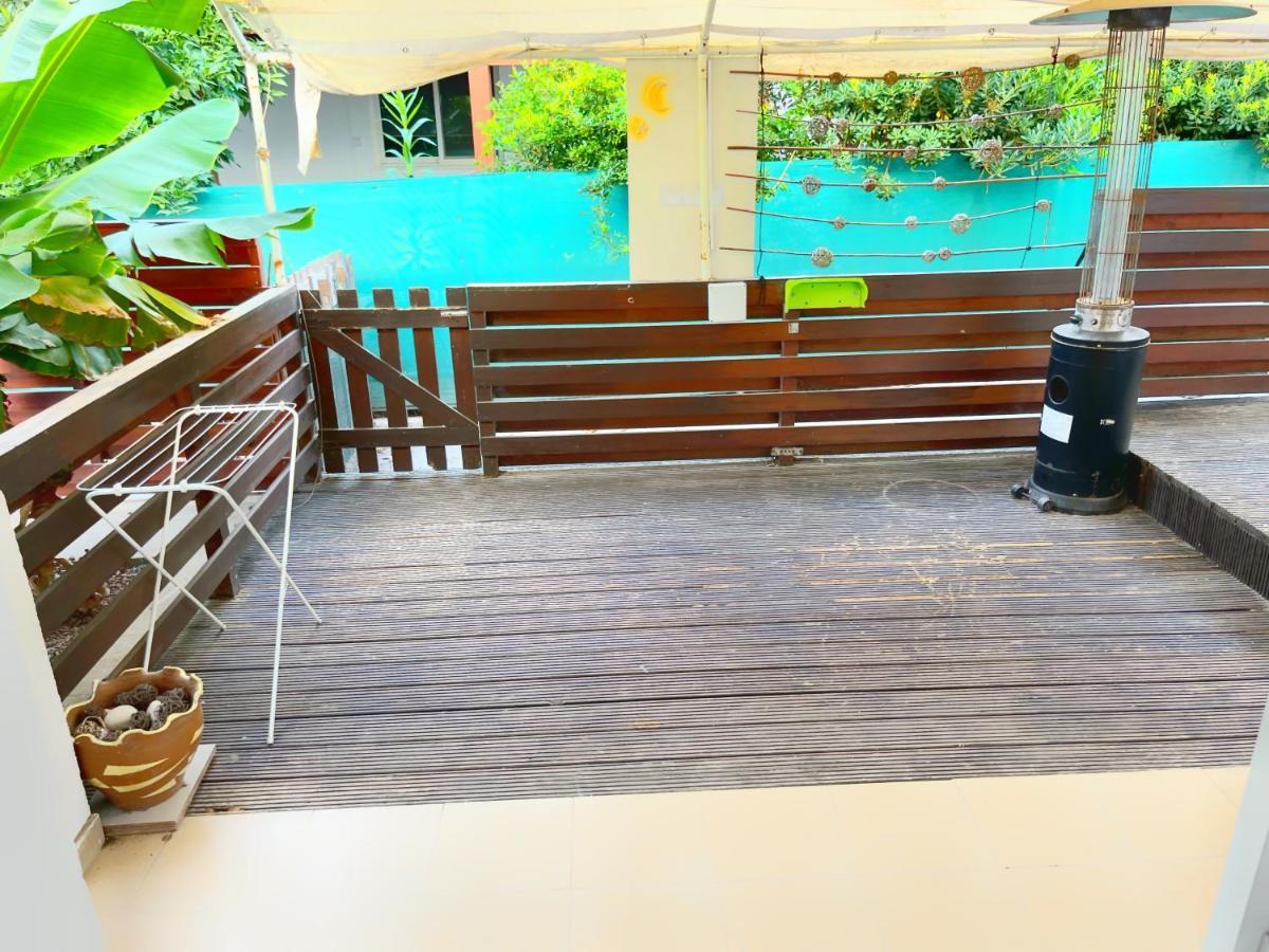 Central 2 Bedroom Apt Terrace And Pool Agia Napa Exterior foto